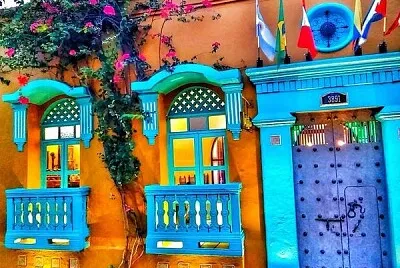 La Latina-Cartagena de Indias(Colombia)
