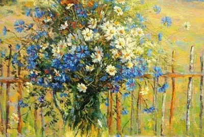 margaritas y flores azules