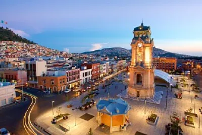 RELOJ MONUMENTAL