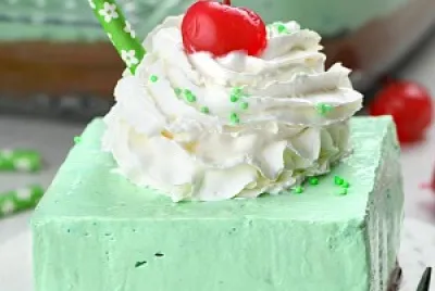 St. Patrick 's Day Shamrock Shake lasagna
