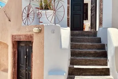Oia-Santorini