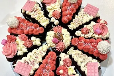 cake cheese and cream