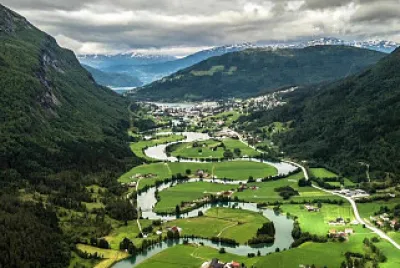 Dragon River