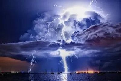 trueno, rayo, nubosidad