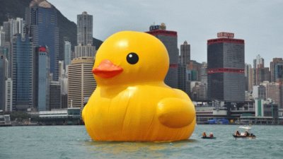 BIG YELLOW DUCK jigsaw puzzle