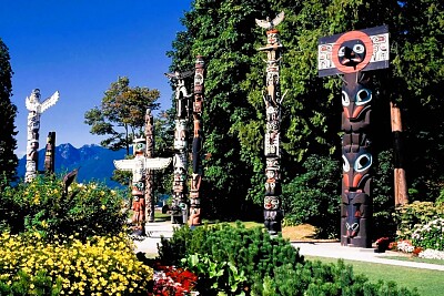 Totems jigsaw puzzle