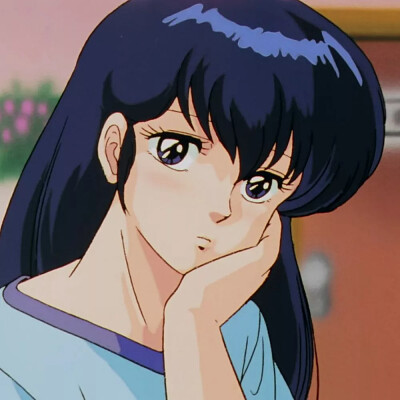 Kyoko Otonashi en el bar Chachamaru Maison Ikkoku