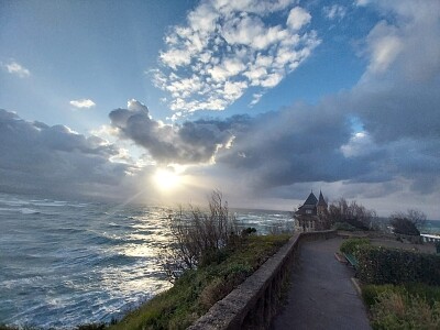 Côte basque sous le vent jigsaw puzzle