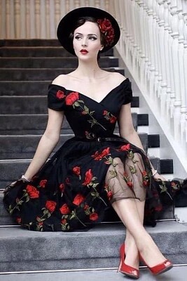 Retro Off the Shoulder Tulle Black Party with Flow