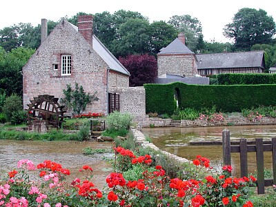 MOULIN