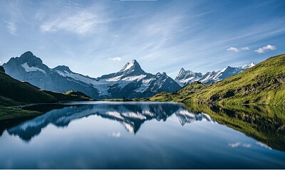Lago cordillerano