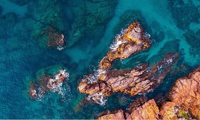 Rocas en el Mar