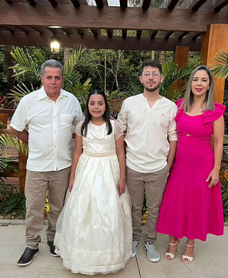 fAMILIA