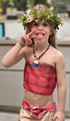 עמית