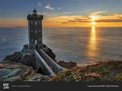 Faro Le Conquest