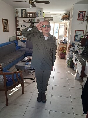 אני בפורים 2025 מחופש לחייל לעבודה