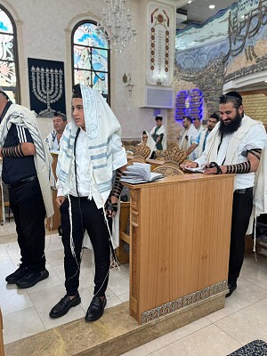 אחיני היקר משה אהרון בבר המצווה שלו