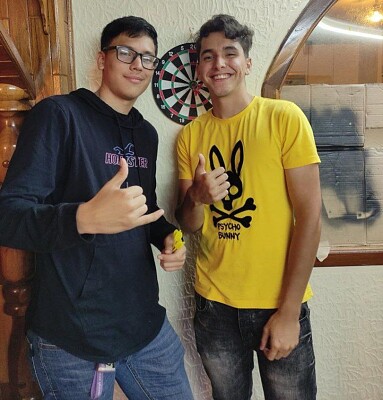roberth y manu
