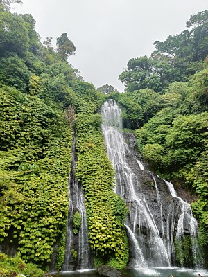CASCADES BANYUMALA