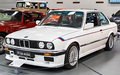 BMW 333i