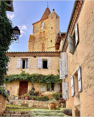 Lavardens-Gascoña. Francia