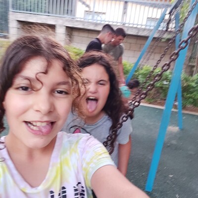 ים ,עצים וספינה