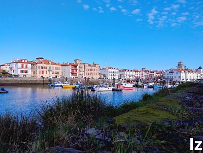 Saint Jean de luz vu de Ciboure