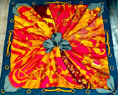 Neuf soleils de soie