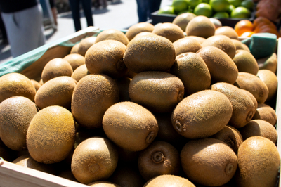 Kiwi Market Pile(grok)