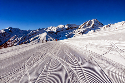 Afternoon Piste Tracks