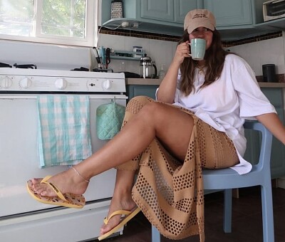 Tomando café