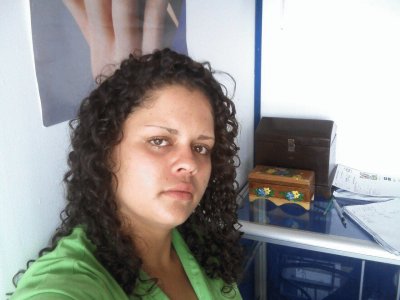 angie.tita