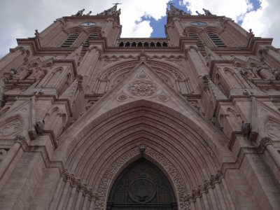 BasÃ­lica de LujÃ¡n jigsaw puzzle