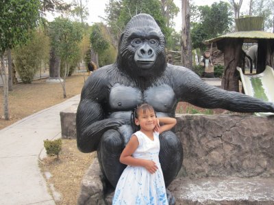 NIÃ‘A EN PARQUE