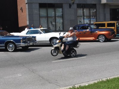 Wheely Wennie at the car show