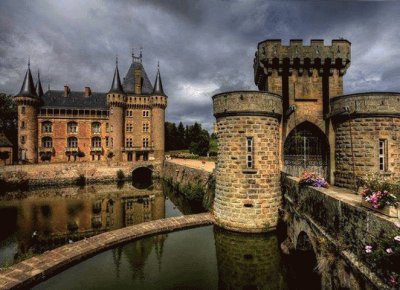 La Clayette, Burgandy, France jigsaw puzzle