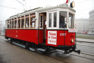 Tram in Wien jigsaw puzzle