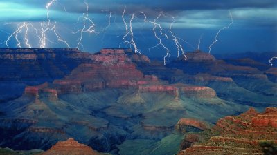 heat lightning jigsaw puzzle