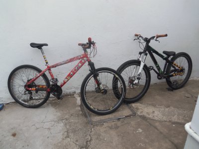 2 bicis mtb jigsaw puzzle