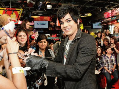 פאזל של its adam lambert signing auto graphs