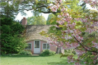 cottage     a jigsaw puzzle