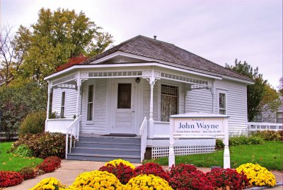 John Wayne 's birth house jigsaw puzzle