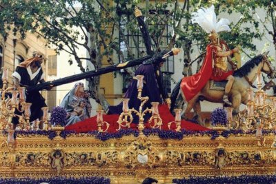 paso el caballo, triana jigsaw puzzle