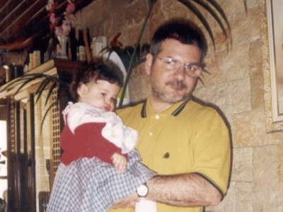 Con papa haciendo morritos