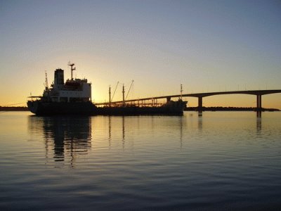 Barco y Puente Internacional Gral. J. G. Artigas