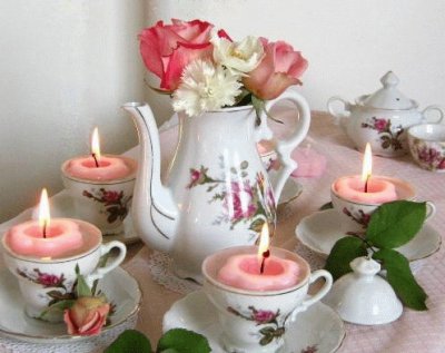 Flowers and Floating Candles in Tea Set