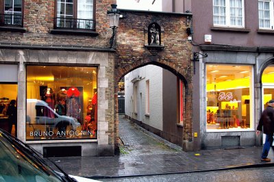 Shop front Bruges jigsaw puzzle