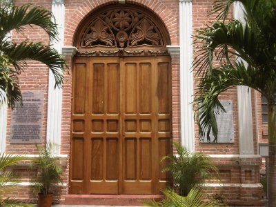 Puerta de la capilla San Miguel, Museo Barqto