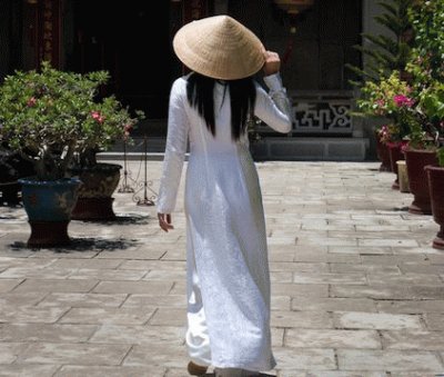 Vietnam Lady in White jigsaw puzzle
