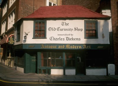 פאזל של old curiosity shop